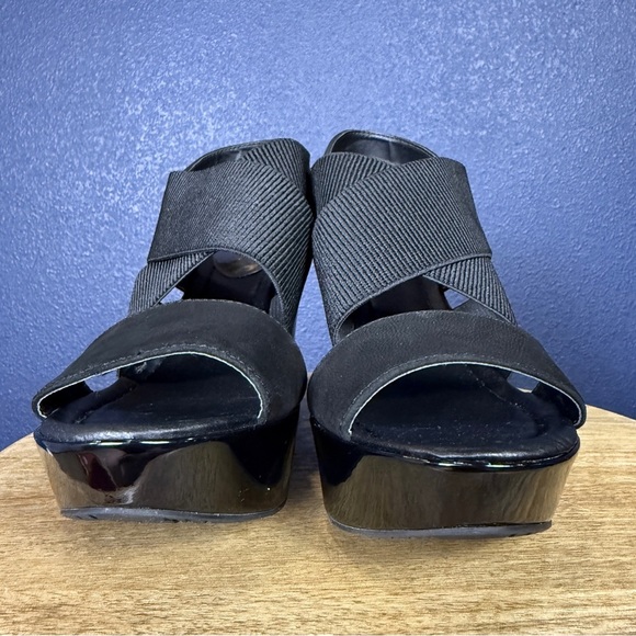 Kenneth Cole “Sole Less” Black Wedge Sandals with Elastic Straps, Size 9.5 - Picture 3 of 8